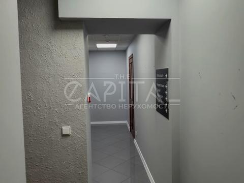 комерційна за адресою Лесі Українки бульв., 29