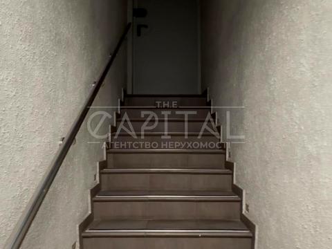 комерційна за адресою Лесі Українки бульв., 29