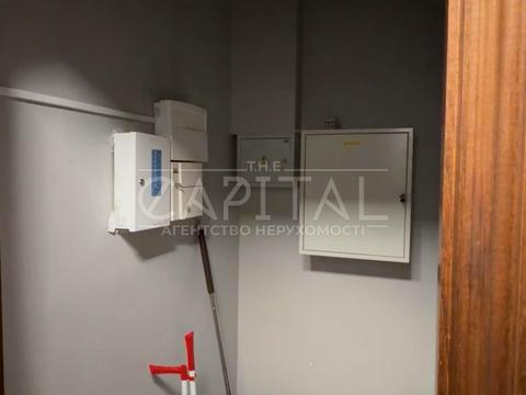 комерційна за адресою Лесі Українки бульв., 29