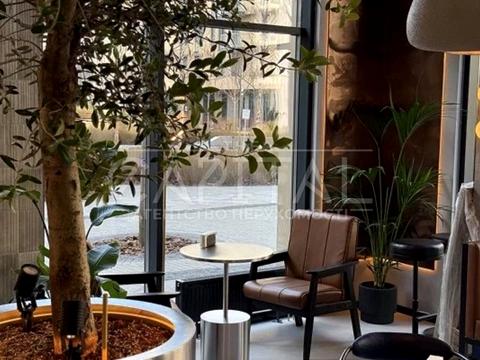 комерційна за адресою Туполєва академіка вул., 2к18