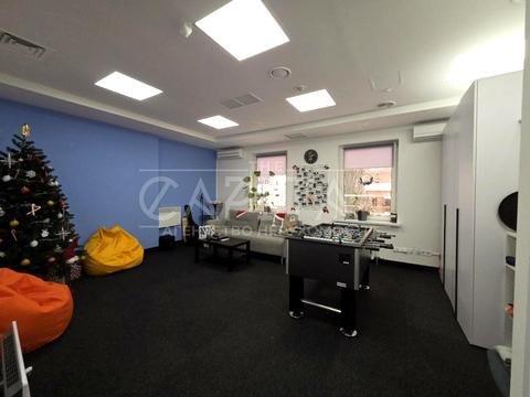 комерційна за адресою Басейна вул., 7