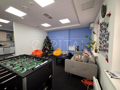 комерційна за адресою Басейна вул., 7