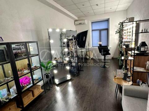 комерційна за адресою Київ, Велика Васильківська вул. (Червоноармійська), 2