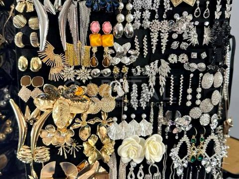 комерційна за адресою Київ, Велика Васильківська вул. (Червоноармійська), 2