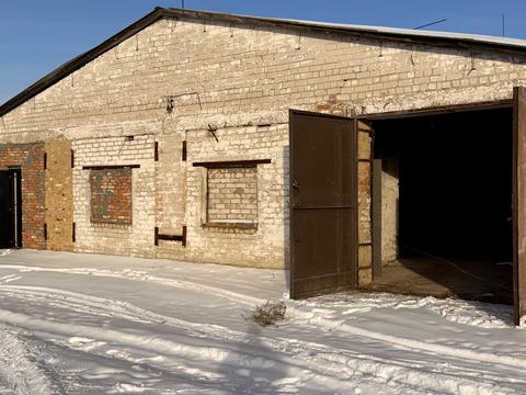 коммерческая по адресу Леніна, 1