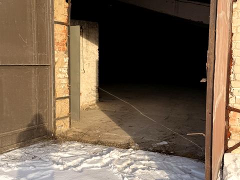 коммерческая по адресу Леніна, 1