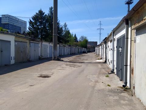 паркомісце за адресою Буйка професора, 5