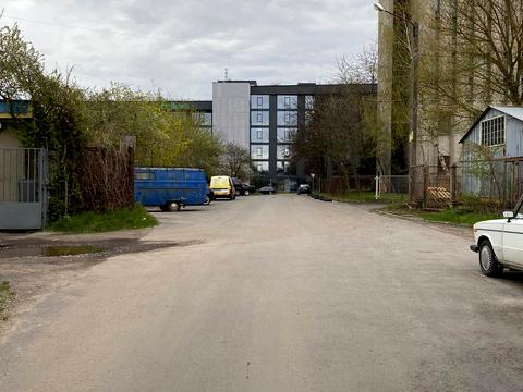 паркомісце за адресою Буйка професора, 5