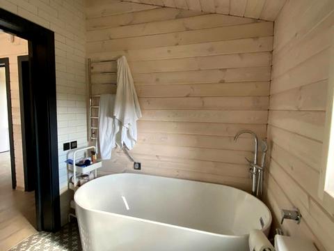 будинок за адресою Центральна