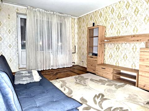 квартира за адресою Зої Гайдай вул., 2