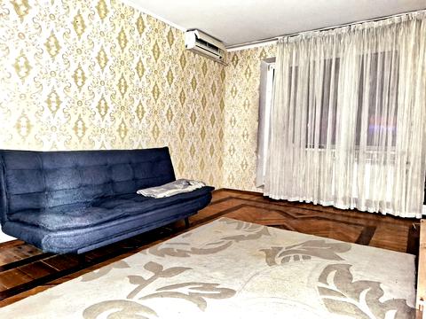 квартира за адресою Зої Гайдай вул., 2