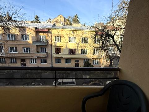 квартира за адресою Івана Котляревського вул., 63