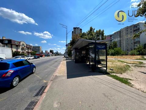 коммерческая по адресу Харьковское шоссе, 182