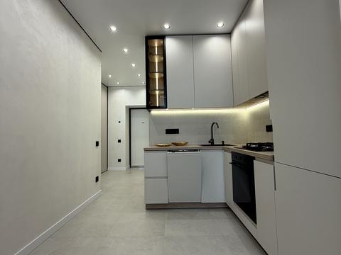 квартира по адресу Яблоневая ул., (вул. Радісна, 6)