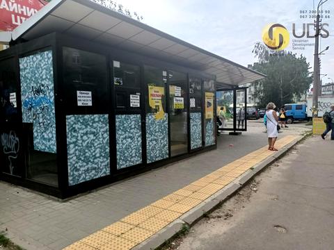 комерційна за адресою Дмитрівська вул., 3