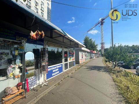 комерційна за адресою Срібнокільська вул., 3