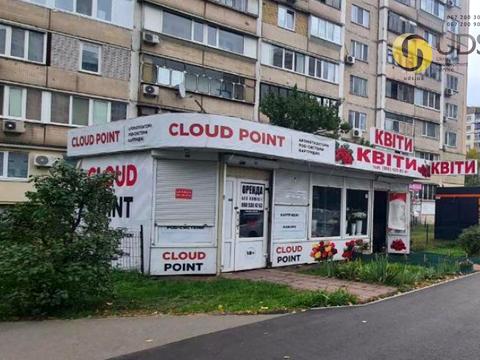 комерційна за адресою Драгоманова вул., 7