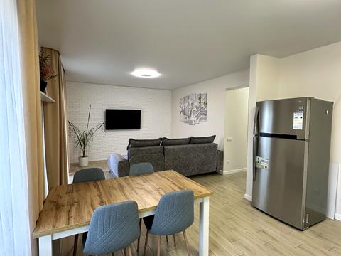 дом по адресу Набережна