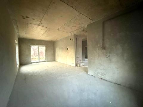 будинок за адресою с. Зимна Вода, Чупринки, 10