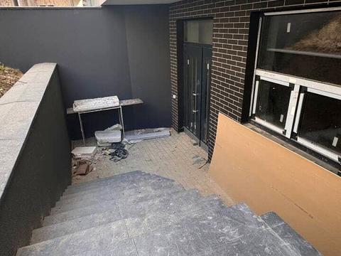 коммерческая по адресу Зализничная ул., 7П