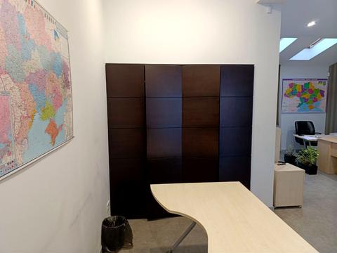 комерційна за адресою Старокозацька вул. (Комсомольська), 4