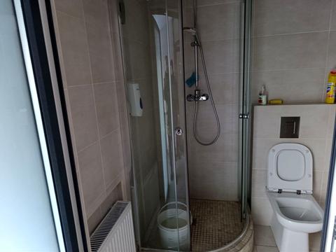 комерційна за адресою Старокозацька вул. (Комсомольська), 4