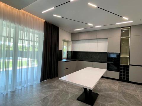 будинок за адресою Ягідна