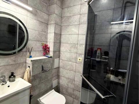 квартира за адресою Зелена вул., 1