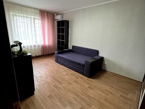 квартира за адресою Софії Русової вул., 3