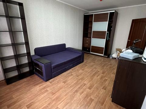 квартира за адресою Софії Русової вул., 3