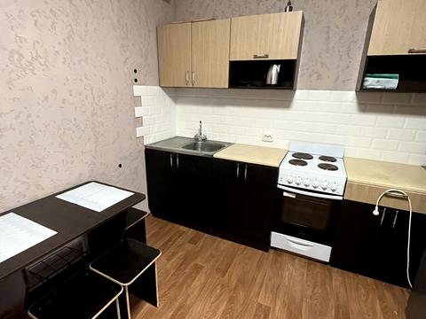 квартира за адресою Софії Русової вул., 3