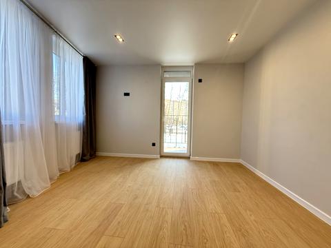 квартира за адресою Келецька вул., 142