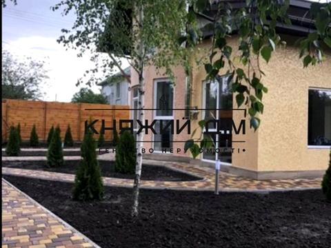 будинок за адресою Київ, Центральна вул., 1