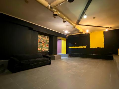 комерційна за адресою Мстиславська вул., 20