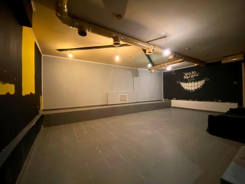 комерційна за адресою Мстиславська вул., 20