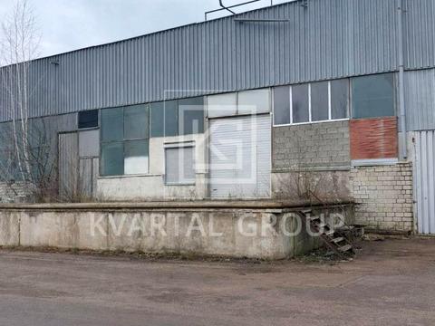 комерційна за адресою Вокзальна, 2