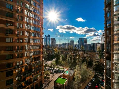 квартира по адресу Евгения Коновальца ул. (Щорса), 32-Б