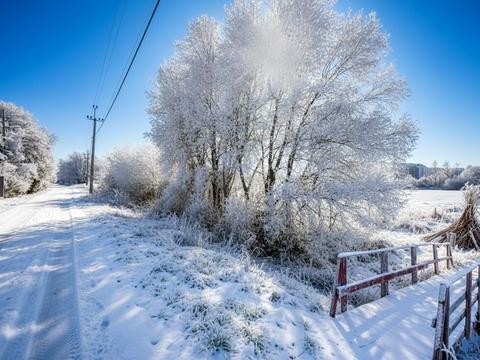 участок по адресу 