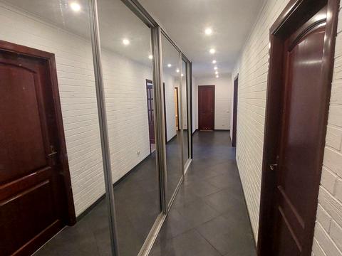 квартира за адресою Довженка вул., 24