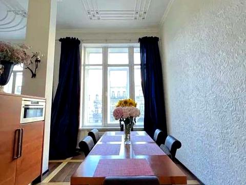 квартира за адресою Велика Васильківська вул. (Червоноармійська), 27