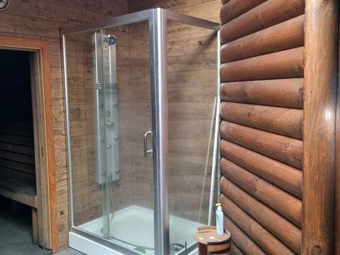 будинок за адресою смт. Брюховичі, Церковна