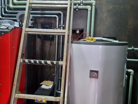 будинок за адресою смт. Брюховичі, Церковна