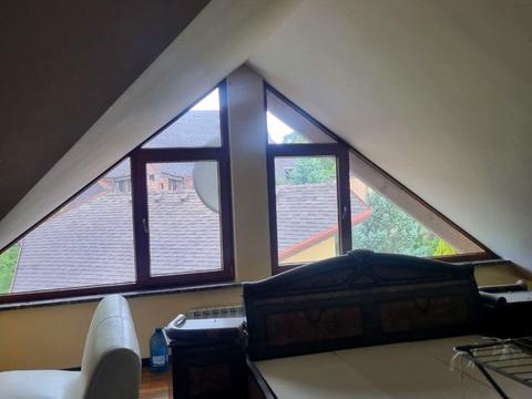 будинок за адресою смт. Брюховичі, Церковна