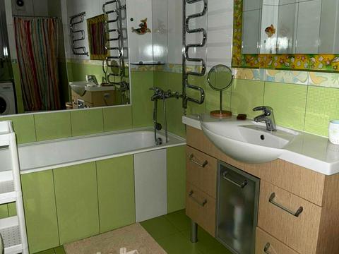 квартира по адресу Грушевського ул., 21