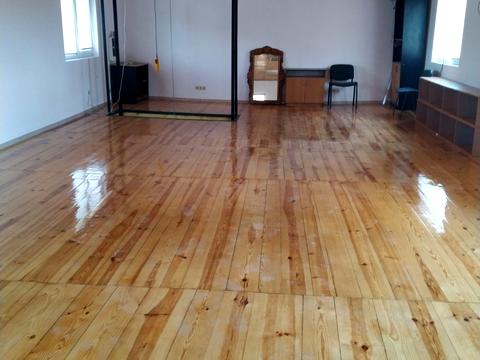 комерційна за адресою Карпенка-Карого вул., 2