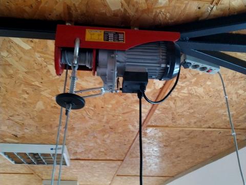 комерційна за адресою Карпенка-Карого вул., 2