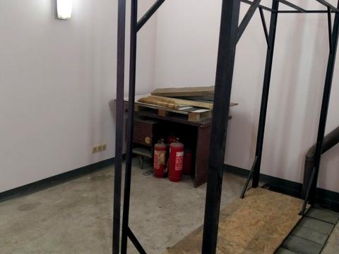 комерційна за адресою Карпенка-Карого вул., 2