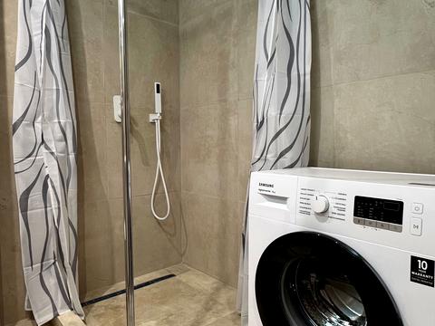 квартира по адресу Степана Бандеры ул., 77-Б