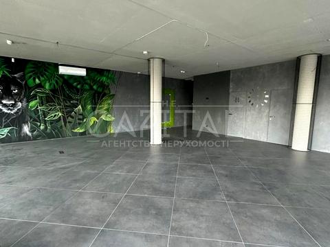 комерційна за адресою Центральна вул., 21-А