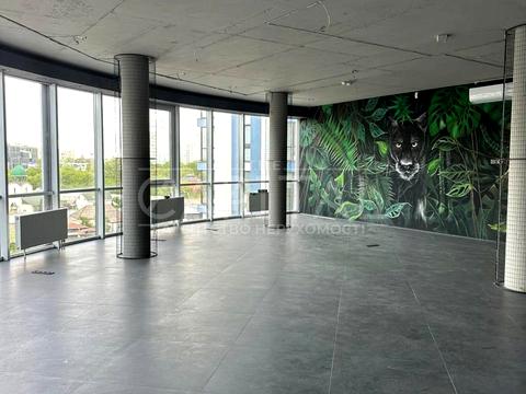 комерційна за адресою Центральна вул., 21-А